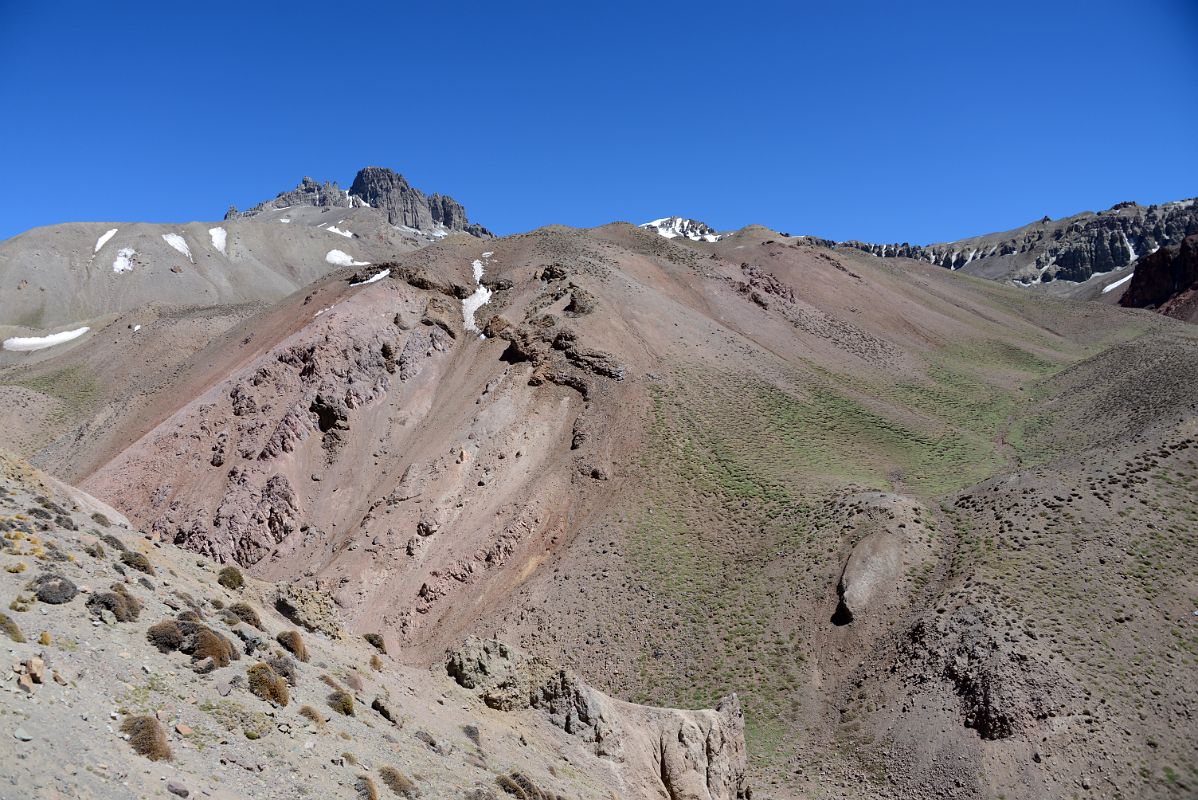 17 Hills In The Relinchos Valley Between Casa de Piedra And Plaza Argentina Base Camp